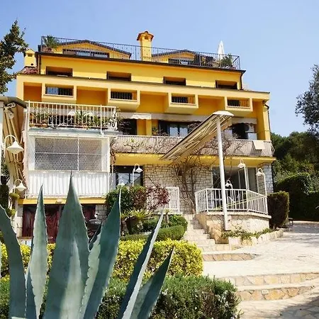 In With Sea View, Balcony, Air Conditioning, W-lan 81-3 Pensionat Rovinj