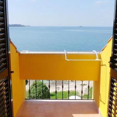 In With Sea View, Balcony, Air Conditioning, W-lan 81-3 *