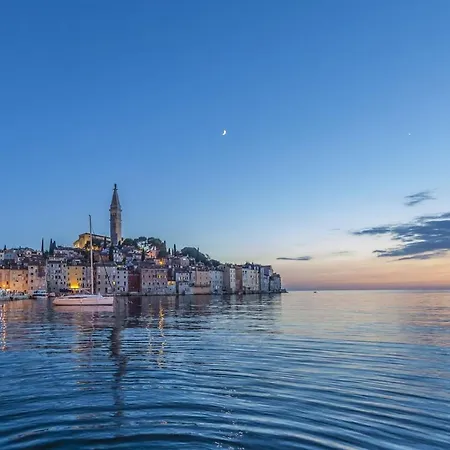 In With Sea View, Balcony, Air Conditioning, W-lan 81-3 Guest house Rovinj
